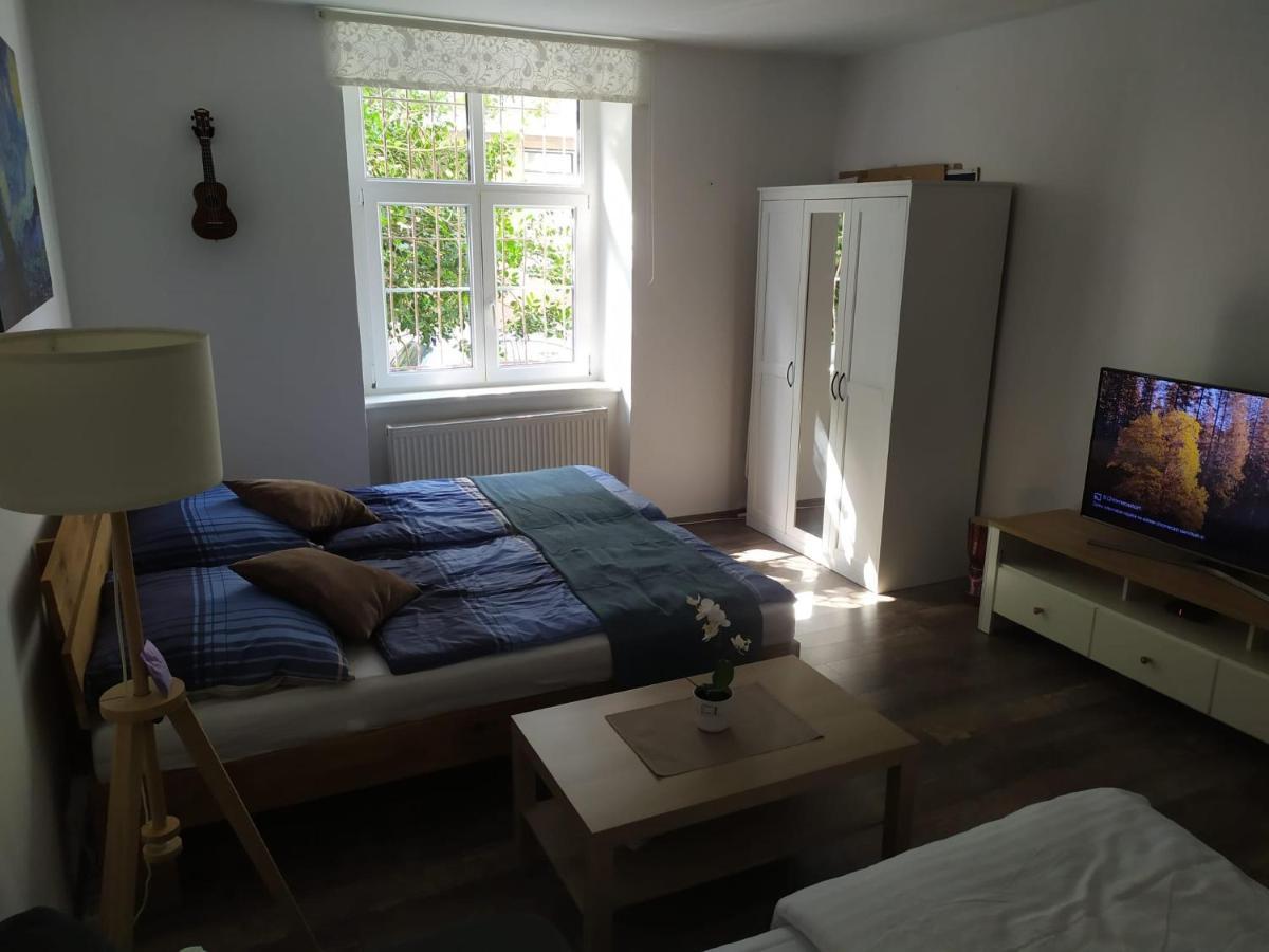 Pisqor Apartment - Self Check-In Bratislava Ngoại thất bức ảnh