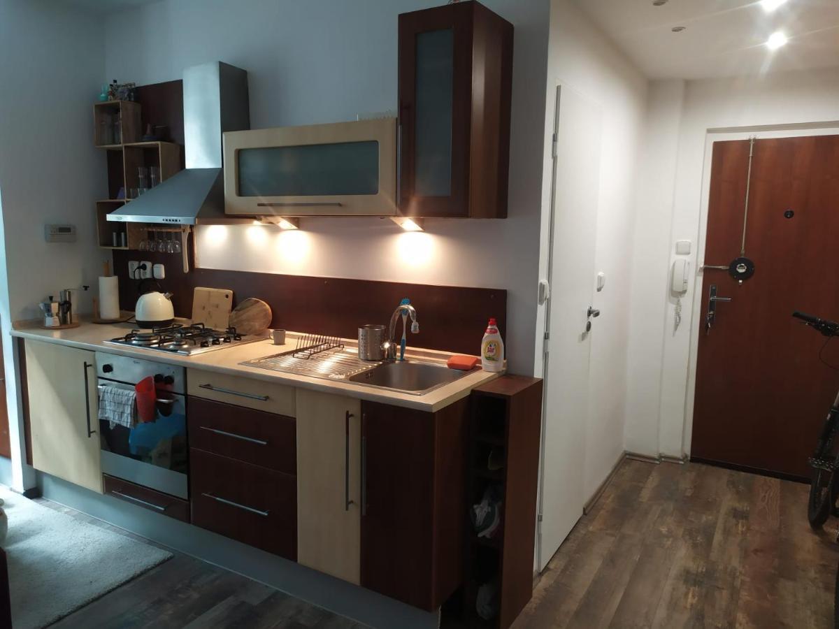 Pisqor Apartment - Self Check-In Bratislava Ngoại thất bức ảnh