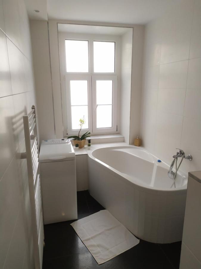 Pisqor Apartment - Self Check-In Bratislava Ngoại thất bức ảnh